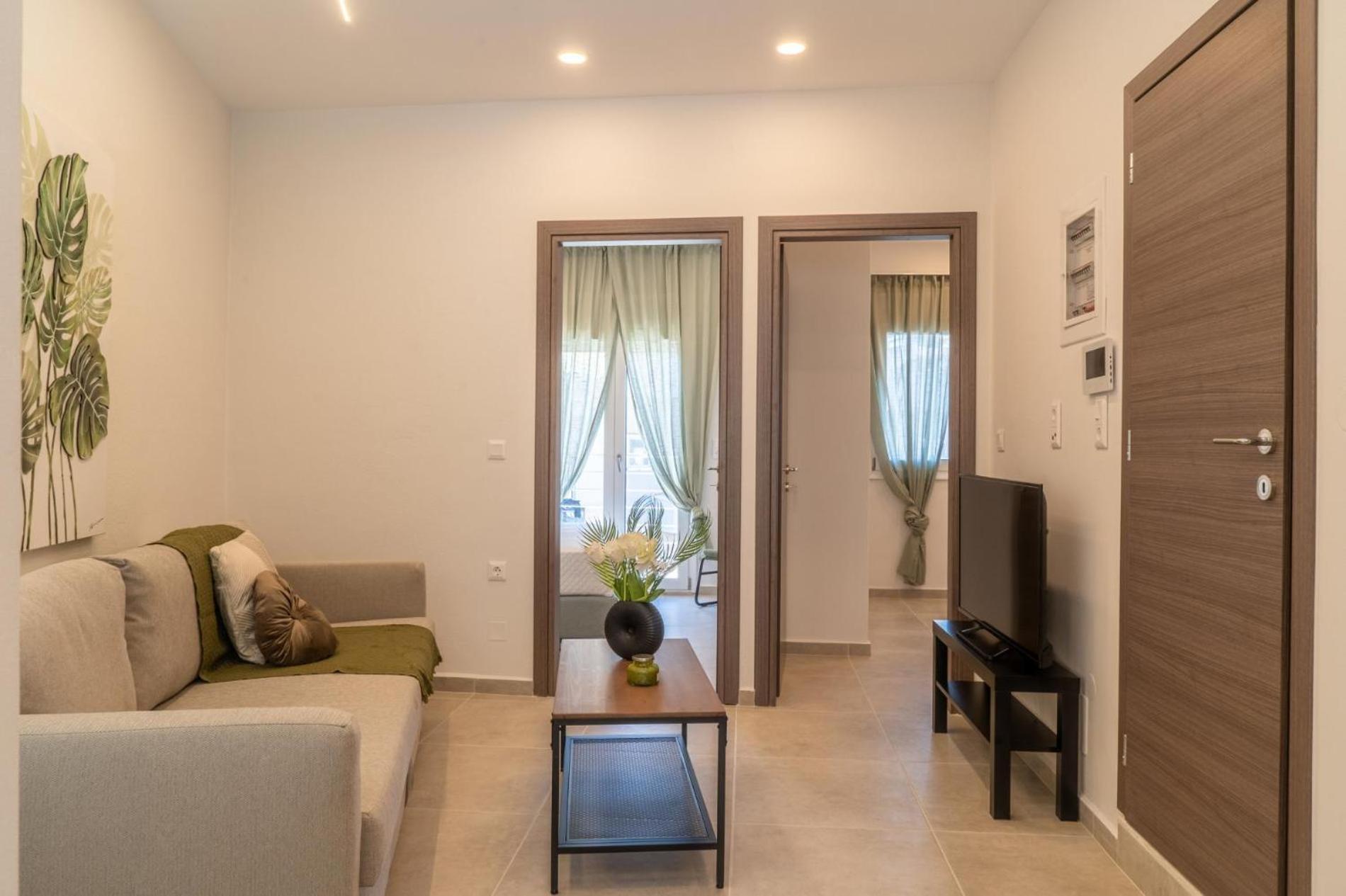 Pananos Sq. House Ii